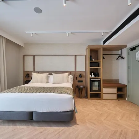 Catalonia Sagrada Familia Hotel 3*