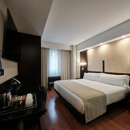 Hotel Catalonia Sagrada Familia 3*