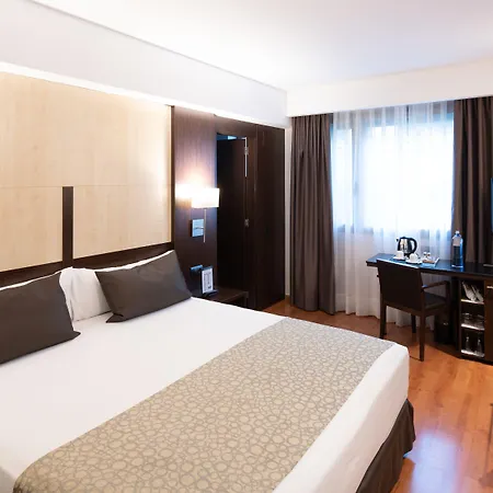 Catalonia Sagrada Familia Отель Барселона